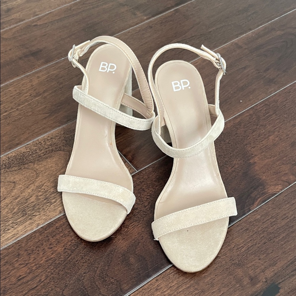 ✨ BP Beige Strappy Block Heels ✨